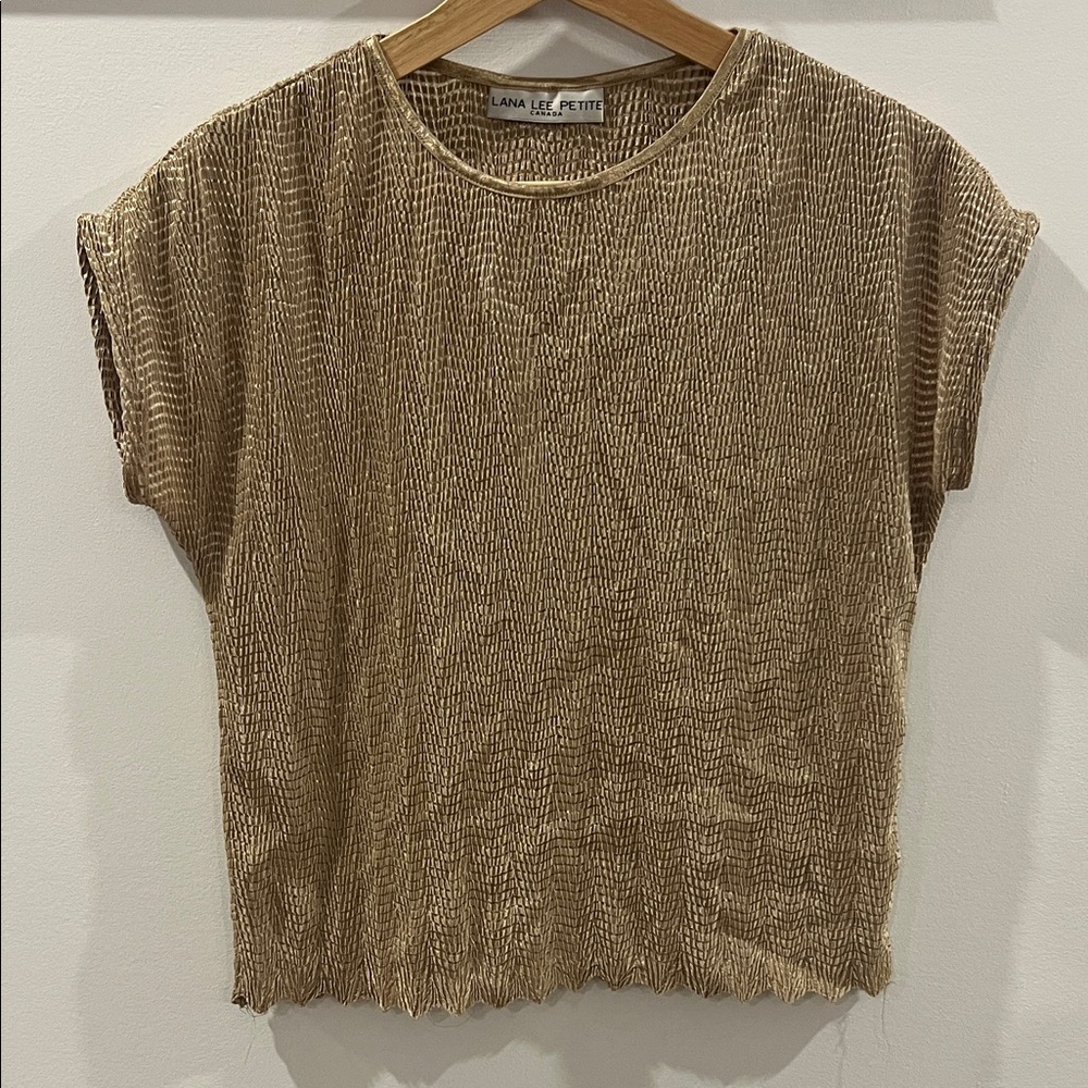 Vintage gold popcorn top
